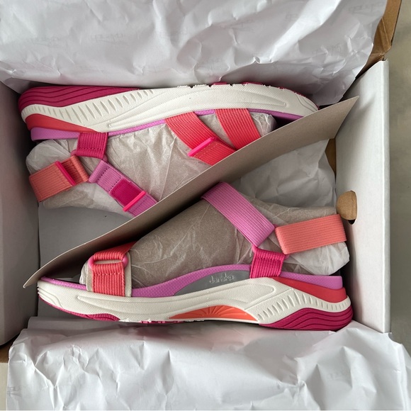 🍓 Dansko Racquel Strawberry Pink 39 NIB New 💖 - Picture 5 of 7